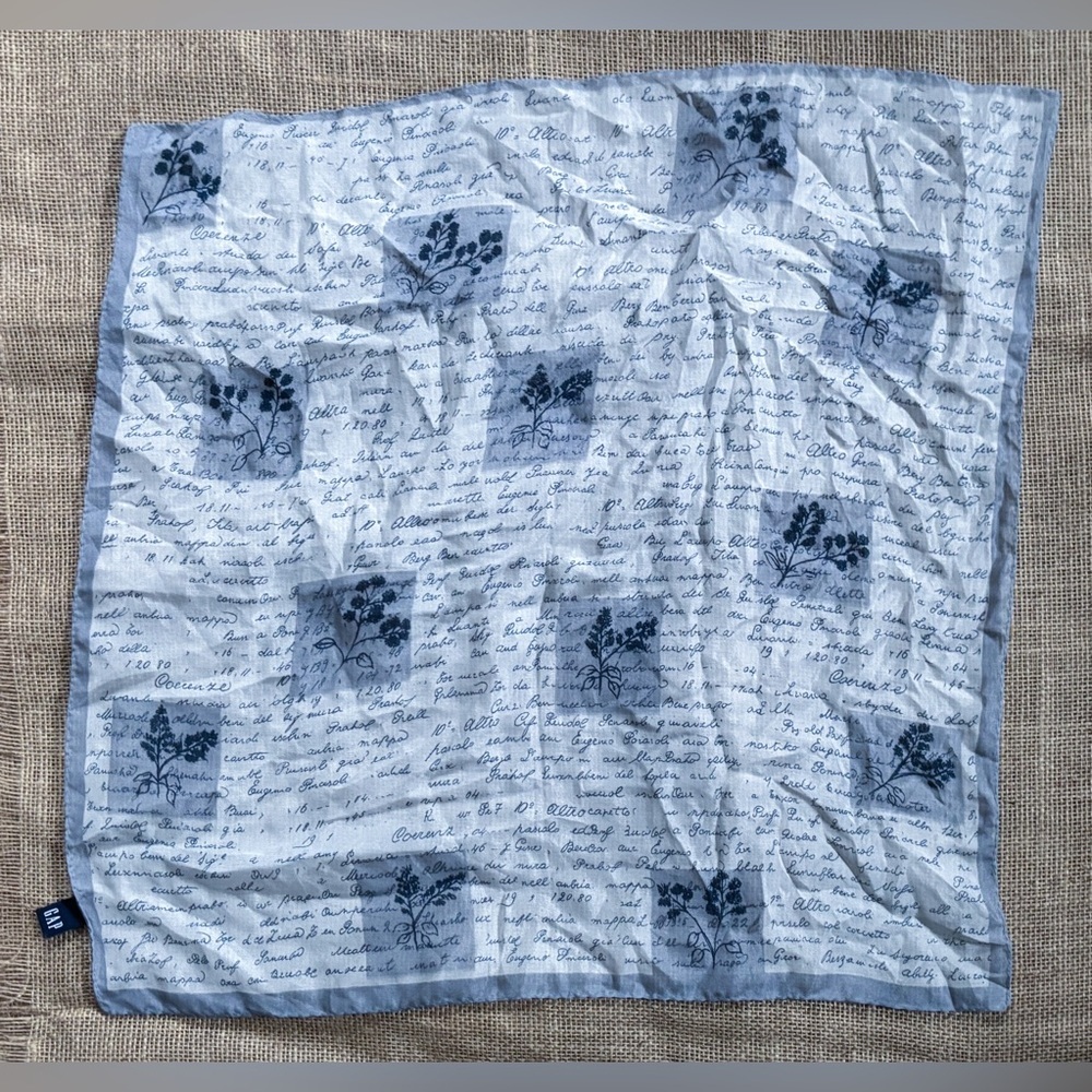 Vintage Gap Floral Word Toss Silk Handkerchief Bandana Scarf Shabby Romance